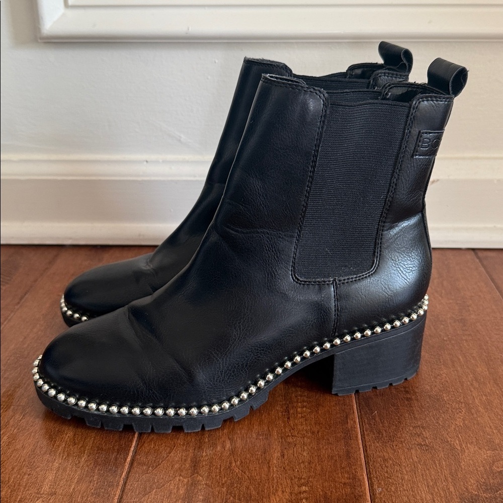 BCBG Generation Black Silver Studded NORAH Chelsea Boots size 6.5